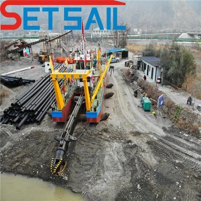 CTN スロットタイプ ディーゼルエンジンの切断機 50kw-600kwの切断頭を持つ吸砂砂掘削機