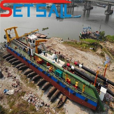 リバーレイク・ポート貯水池 20m深さの24インチカッター吸水掘削機で掘削