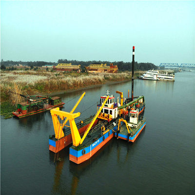 3900.00cm * 860.00cm * 200.00cm 1100m3の容量を持つセールカッターヘッドドレーガーセット