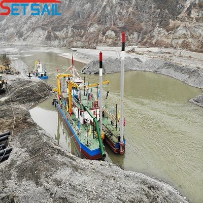 1100m3 容量 24インチ カッター 吸い込み 川砂掘削機 30日払い戻しポリシー