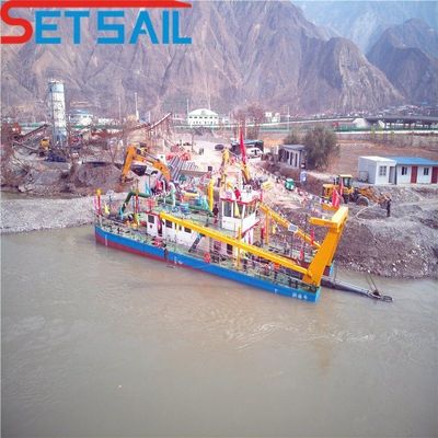 砂採掘機 12 インチカットカッター吸い込みドレーガーと水流量100m3〜20000m3