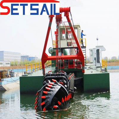 終身販売後サービス 15m 掘削深さ 5000m3 の水流のためのディーゼルエンジンの掘削機