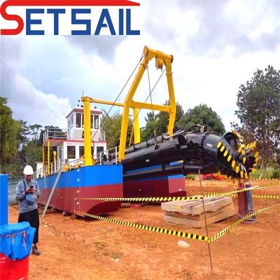 180000.000kg パッケージ 総重量 18 インチ ディーゼル エンジン カッター 吸い込み 砂のドレーガー