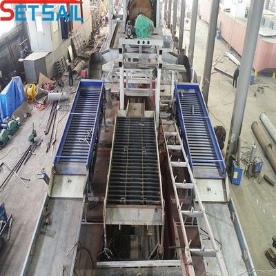 95kw-260kw 電動電源連鎖バケツ 23m-49mの船体寸法を持つ金と砂掘削機