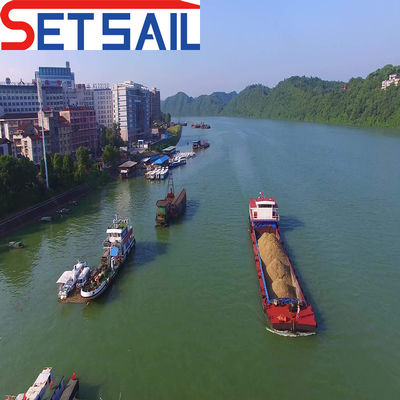 1500-2000 RMB メインエンジンスピード 耐久性川砂輸送輸送輸送船 配達
